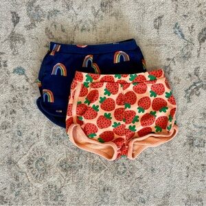 Hanna Andersson terry dolphin shorts set - strawberry and rainbow